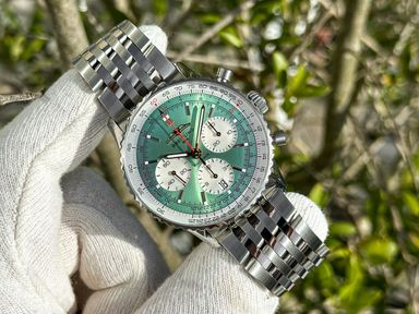 Breitling Navitimer B01